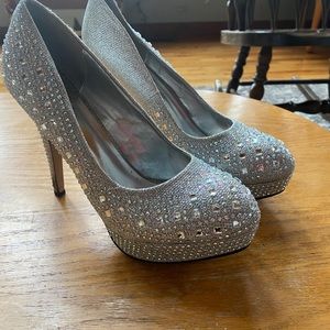 Valenti Franco silver rhinestone heels